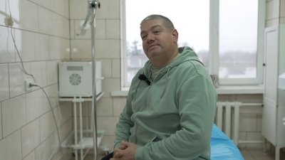"Війна — це пекло на землі": оборонець проходить реабілітацію на Вінниччині "Війна — це пекло на землі": оборонець проходить реабілітацію на Вінниччині