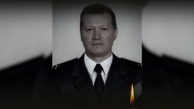 "Нас відкинуло ударною хвилею": рятувальники розповіли про подвійні удари РФ у Ніжині та Бахмачі "Нас відкинуло ударною хвилею": рятувальники розповіли про подвійні удари РФ у Ніжині та Бахмачі