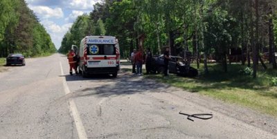 В ДТП на Житомирщині автівка зіткнулася зі швидкою: травмувалися водії та пасажири В ДТП на Житомирщині автівка зіткнулася зі швидкою: травмувалися водії та пасажири