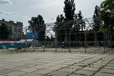 Конструкції наметів благодійної організації Remar S.O.S у Чернівцях Конструкції наметів благодійної організації Remar S.O.S у Чернівцях