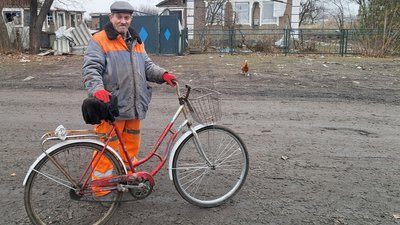 Село Сергіївка Удачненська громада Покровський район житель Сергіївки Юрій Манур Донецька область 27 січня 2025 рік Село Сергіївка Удачненська громада Покровський район житель Сергіївки Юрій Манур Донецька область 27 січня 2025 рік