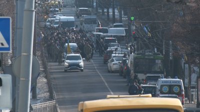 З військовим, депутатом та журналістом Олександром Курсиком попрощались у Рівному З військовим, депутатом та журналістом Олександром Курсиком попрощались у Рівному