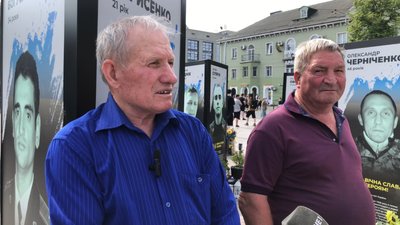 Із військовими Віталієм Івановим та Василем Гудимою попрощались у Рівному Із військовими Віталієм Івановим та Василем Гудимою попрощались у Рівному