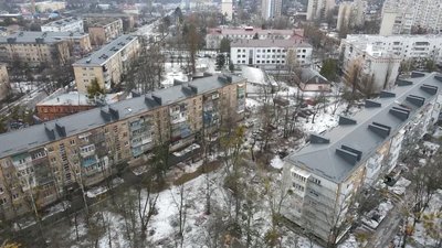 У Бучі триває відновлення двох п'ятиповерхівок на вулиці Нове Шосе У Бучі триває відновлення двох п'ятиповерхівок на вулиці Нове Шосе