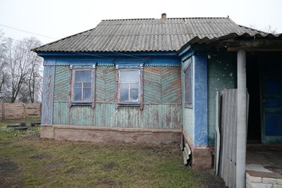 "Надіятися треба тільки на себе". Як живе на Сумщині жінка, яка вийшла з окупованого Маріуполя "Надіятися треба тільки на себе". Як живе на Сумщині жінка, яка вийшла з окупованого Маріуполя