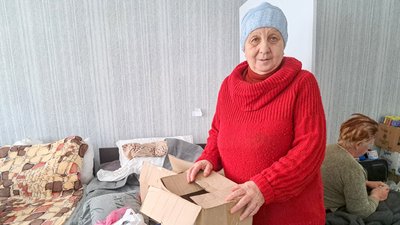 Шелтер для переселенців з Мирнограда переселенка з Мирнограда Ганна село Михайлівка Дніпропетровська область 13 грудня 2024 рік Шелтер для переселенців з Мирнограда переселенка з Мирнограда Ганна село Михайлівка Дніпропетровська область 13 грудня 2024 рік