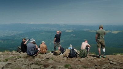 Кадр із фільму «Жити далі» (Elame edasi) Кадр із фільму «Жити далі» (Elame edasi)