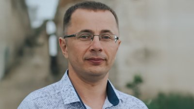 "Обранці": голосування, обіцянки та статки твого депутата "Обранці": голосування, обіцянки та статки твого депутата