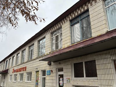 “Відразу відкрила вікна й двері навстіж, тому все ціле”: наслідки “шахедної” атаки на Ромни “Відразу відкрила вікна й двері навстіж, тому все ціле”: наслідки “шахедної” атаки на Ромни
