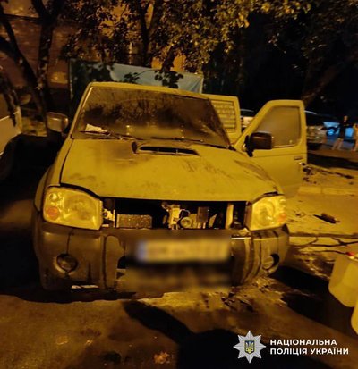 Підпал автівок на замовлення: у Києві затримали двох підозрюваних Підпал автівок на замовлення: у Києві затримали двох підозрюваних