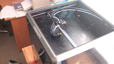 На Вінниччині волонтери друкують для оборонців лоадери на 3D-принтері На Вінниччині волонтери друкують для оборонців лоадери на 3D-принтері