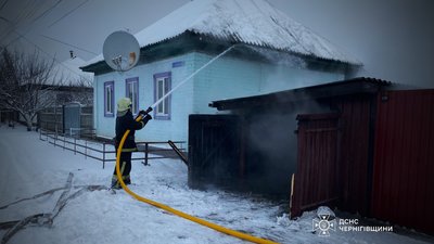Смертельні пожежі на Чернігівщині: двоє чоловіків та жінка загинули