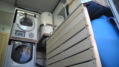 Сауну на колесах для військових змайстрували хмельницькі волонтери