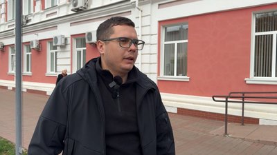 У Прилуках на Чернігівщині не працюють ліфти у всіх багатоповерхівках, бо єдиного в місті електромонтера мобілізували У Прилуках на Чернігівщині не працюють ліфти у всіх багатоповерхівках, бо єдиного в місті електромонтера мобілізували