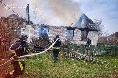 У селі Шевченкове Перше Вовчанської громади безпілотник влучив у будинок У селі Шевченкове Перше Вовчанської громади безпілотник влучив у будинок