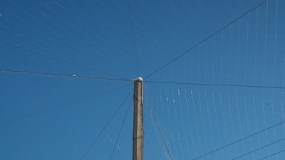 “Літають. Хата ходором ходить”. Армія РФ атакує Стецьківку дронами