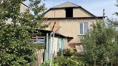 Пошкоджений внаслідок російського обстрілу будинок Слов’янськ Донецька область 10 вересня 2025 рік Пошкоджений внаслідок російського обстрілу будинок Слов’янськ Донецька область 10 вересня 2025 рік
