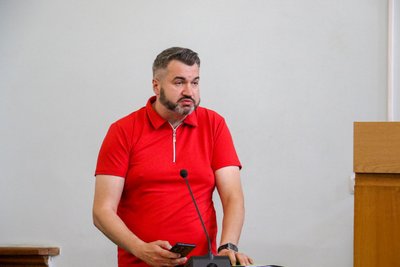 У Житомирі виділили понад вісім мільйонів гривень на капітальний ремонт ліфтів і електромереж У Житомирі виділили понад вісім мільйонів гривень на капітальний ремонт ліфтів і електромереж