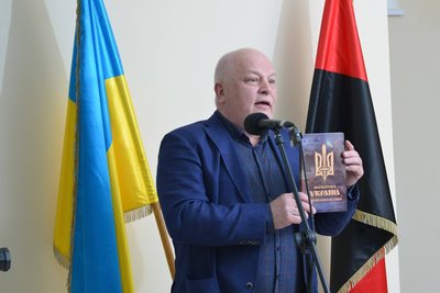 степан кубів степан кубів