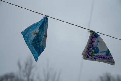 У центрі Сум вивісили 2143 хустинки У центрі Сум вивісили 2143 хустинки