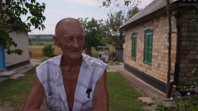 З Маломихайлівської громади вже вивезли майже половину дітей. Як живуть під постійними обстрілами З Маломихайлівської громади вже вивезли майже половину дітей. Як живуть під постійними обстрілами