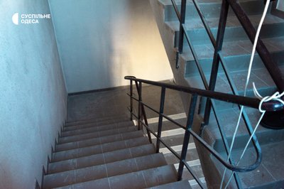У зруйнованому ракетою "Тірасі" в Одесі завершили основні роботи: мешканці ремонтуватимуть квартири самостійно У зруйнованому ракетою "Тірасі" в Одесі завершили основні роботи: мешканці ремонтуватимуть квартири самостійно