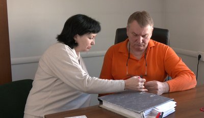 "Кожен має вкластись, тоді ми виграємо цю війну": родина лікарів з Волині безплатно лікує зуби військовим "Кожен має вкластись, тоді ми виграємо цю війну": родина лікарів з Волині безплатно лікує зуби військовим