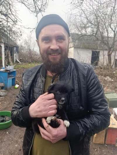 Бігун із Німеччини присвятив забіг у Хмельницькому пам'яті полеглого бійця Олексія Осадчого Бігун із Німеччини присвятив забіг у Хмельницькому пам'яті полеглого бійця Олексія Осадчого