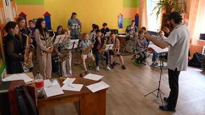 Щоб підтримати творчих дітей: у селі на Черкащині діє музичний табір Щоб підтримати творчих дітей: у селі на Черкащині діє музичний табір