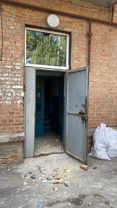 У Полтаві завершують заміну вікон у будинках, які постраждали через обстріл РФ в ніч на 23 квітня У Полтаві завершують заміну вікон у будинках, які постраждали через обстріл РФ в ніч на 23 квітня