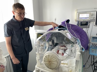 Як Японія допомагає Полтаві із обладнанням для недоношених дітей