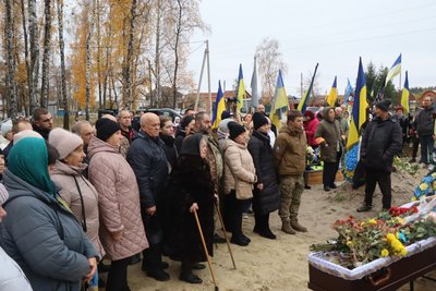 В Охтирці поховали полеглого військовослужбовця Олега Крощенка В Охтирці поховали полеглого військовослужбовця Олега Крощенка