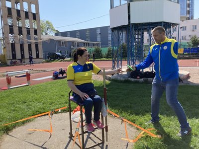 "Ми їх дурили й добирались манівцями". Директор спортивної школи Херсона про тренування в окупації "Ми їх дурили й добирались манівцями". Директор спортивної школи Херсона про тренування в окупації