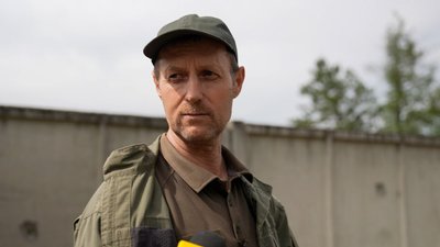 Армія РФ випустила на Климентове Охтирської громади три КАБи. Репортаж Армія РФ випустила на Климентове Охтирської громади три КАБи. Репортаж