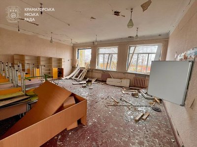 У Краматорську обстрілом пошкодили школу імені Героя України Степана Чубенка У Краматорську обстрілом пошкодили школу імені Героя України Степана Чубенка