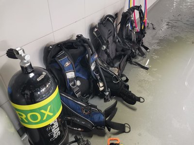 "Під водою людина по-іншому себе почуває": у Полтаві реабілітують воїнів за допомогою дайвінгу "Під водою людина по-іншому себе почуває": у Полтаві реабілітують воїнів за допомогою дайвінгу