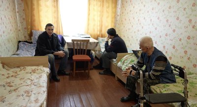 "Сидиш тут, як в "домі пристарілих". Мешканець Юнаківки пів року живе у гуртожитку для переселенців "Сидиш тут, як в "домі пристарілих". Мешканець Юнаківки пів року живе у гуртожитку для переселенців