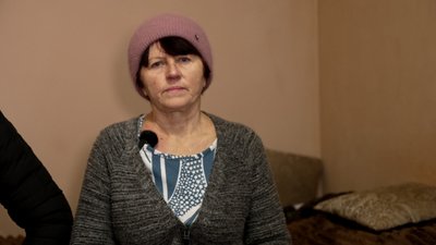 Побиття ветерана у Настасові, камера відеоспостереження, Ігор Бельдій, Тернопільщина, листопад 2025 Побиття ветерана у Настасові, камера відеоспостереження, Ігор Бельдій, Тернопільщина, листопад 2025