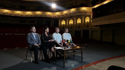 Столичний МЦКМ отримав нового управителя: що буде з ним далі, розповіла голова АРМА Олена Дума та новий управитель МЦКМ, засновник фестивалю Atlas Дмитро Сидоренко Столичний МЦКМ отримав нового управителя: що буде з ним далі, розповіла голова АРМА Олена Дума та новий управитель МЦКМ, засновник фестивалю Atlas Дмитро Сидоренко