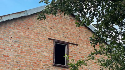 "Шок, куди бігти": у Кропивницькому внаслідок дронової атаки пошкоджені вісім будинків "Шок, куди бігти": у Кропивницькому внаслідок дронової атаки пошкоджені вісім будинків