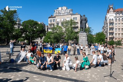 "Це просто вирване серце": в Одесі до Дня батька провели акцію для родин загиблих захисників