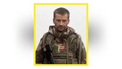 На Чернігівщині попрощалися з двома захисниками України — Ігорем Тунеєм та Богданом Коцюбою На Чернігівщині попрощалися з двома захисниками України — Ігорем Тунеєм та Богданом Коцюбою