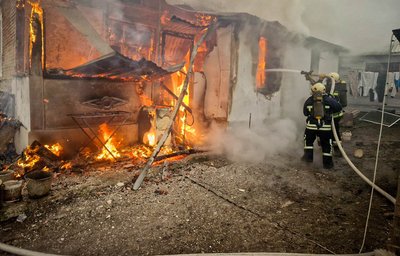 пожежа, вогонь, рятувальники пожежа, вогонь, рятувальники