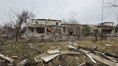 Зруйнована внаслідок обстрілу будівля дитячого садочка Дружківка Донецька область 7 листопада 2025 рік