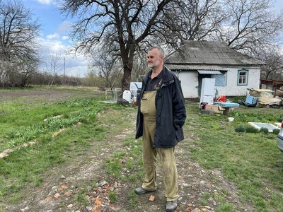 "Завдяки рослинам виїхав зі Слов’янська": переселенець продав усю оранжерею і переїхав до Полтавщини "Завдяки рослинам виїхав зі Слов’янська": переселенець продав усю оранжерею і переїхав до Полтавщини
