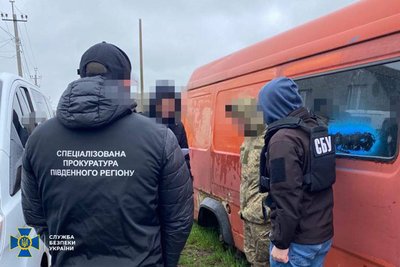 "Полював" на HIMARS: на Одещині затримали строковика ВМС, який працював на РФ — СБУ "Полював" на HIMARS: на Одещині затримали строковика ВМС, який працював на РФ — СБУ