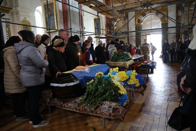 У Луцьку попрощалися з загиблими на війні Максимом Жидковим і Олександром Крижаном У Луцьку попрощалися з загиблими на війні Максимом Жидковим і Олександром Крижаном