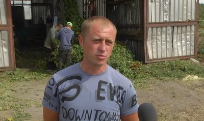 Заступник директора державного підприємства "Дослідне господарство "Пасічна" Олександр Покотило Заступник директора державного підприємства "Дослідне господарство "Пасічна" Олександр Покотило