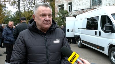 "Такі люди народжуються нечасто": у Чернігові попрощалися з колишнім очільником міліції області Віктором Свинарьовим "Такі люди народжуються нечасто": у Чернігові попрощалися з колишнім очільником міліції області Віктором Свинарьовим