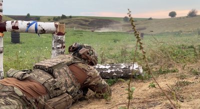 Чому навчаються та що згадують бійці однієї з бригад, що нині перебуває на Сумщині